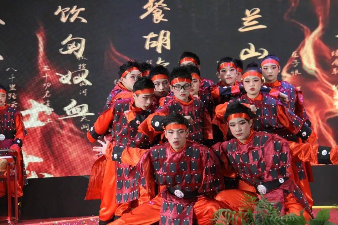 集霸们是什么梗游戏画面